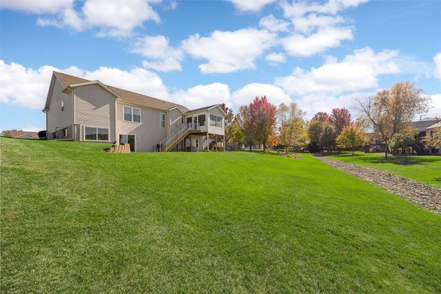 2970 Roseberry Court, Marion, IA 52302
