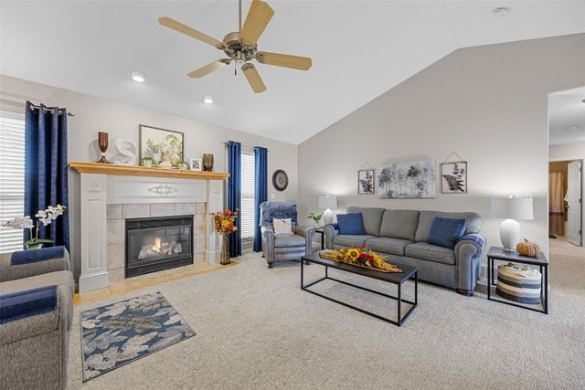 2970 Roseberry Court, Marion, IA 52302