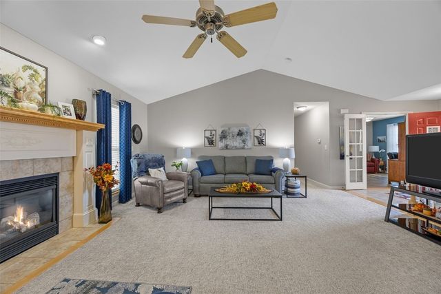 2970 Roseberry Court, Marion, IA 52302