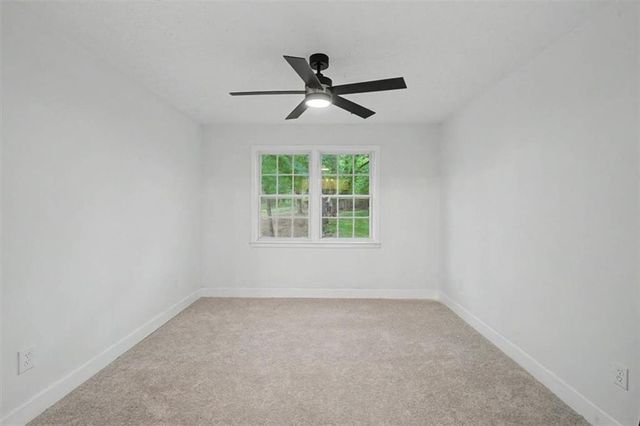 609 Woodknoll Court, Jonesboro, GA 30238