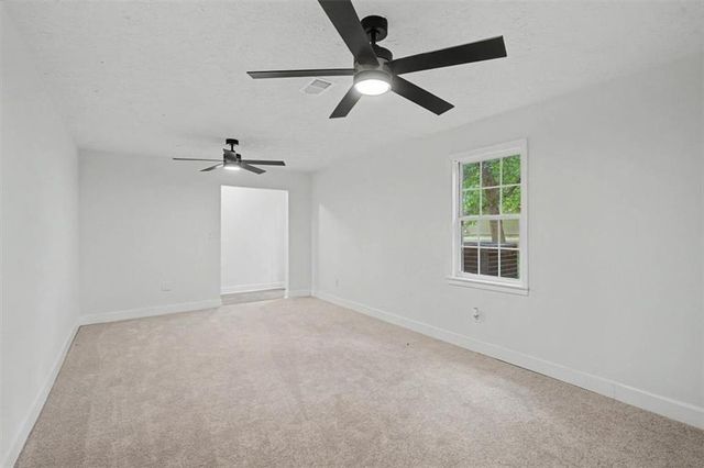 609 Woodknoll Court, Jonesboro, GA 30238