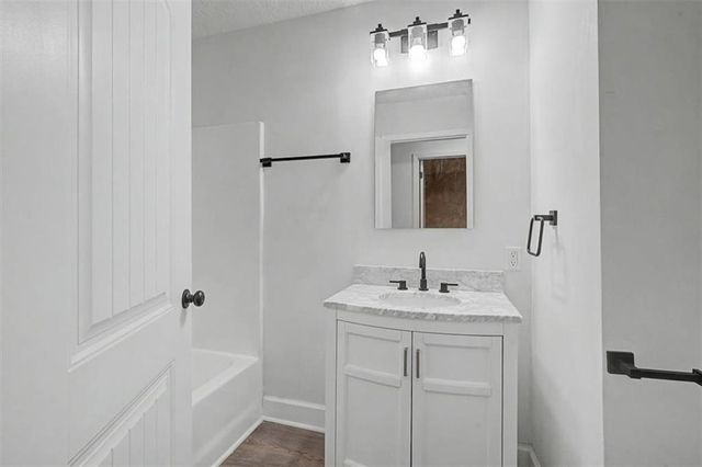 609 Woodknoll Court, Jonesboro, GA 30238