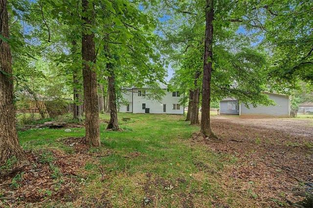 609 Woodknoll Court, Jonesboro, GA 30238