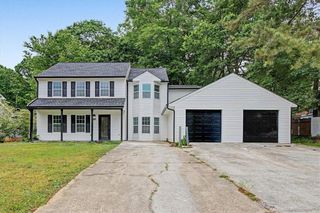 609 Woodknoll Court, Jonesboro, GA 30238