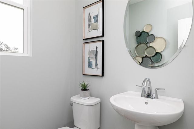 836 Leraes Way, Loganville, GA 30052