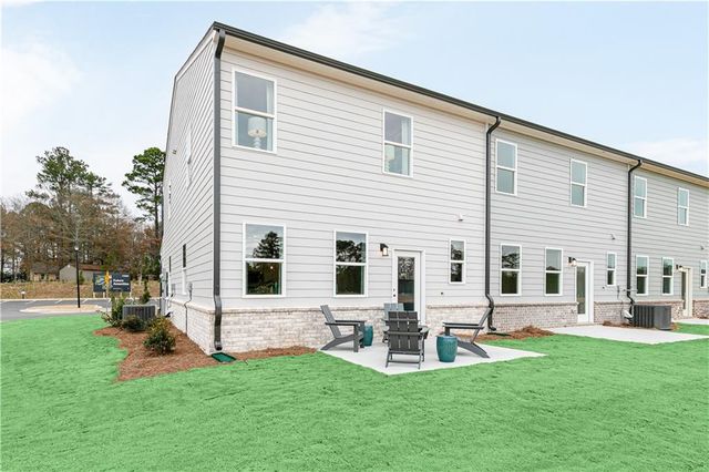 836 Leraes Way, Loganville, GA 30052