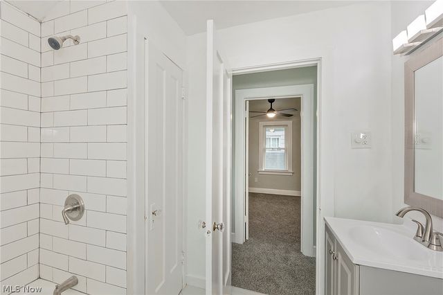 1049 Pembrook Road, Cleveland Heights, OH 44121