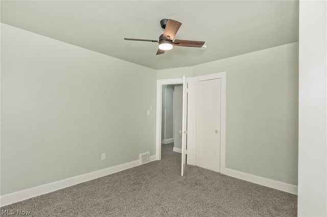 1049 Pembrook Road, Cleveland Heights, OH 44121
