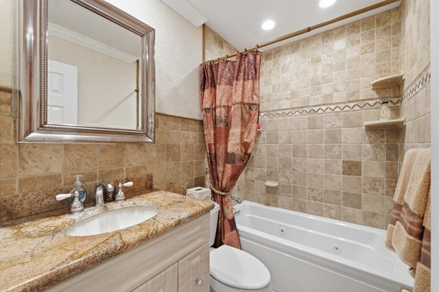8719 NW 1ST Street, Coral Springs, FL 33071