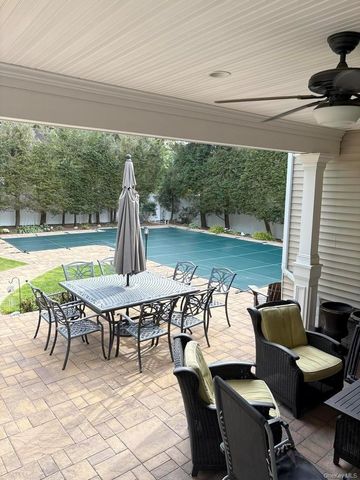 274 Collington Drive, Ronkonkoma, NY 11779