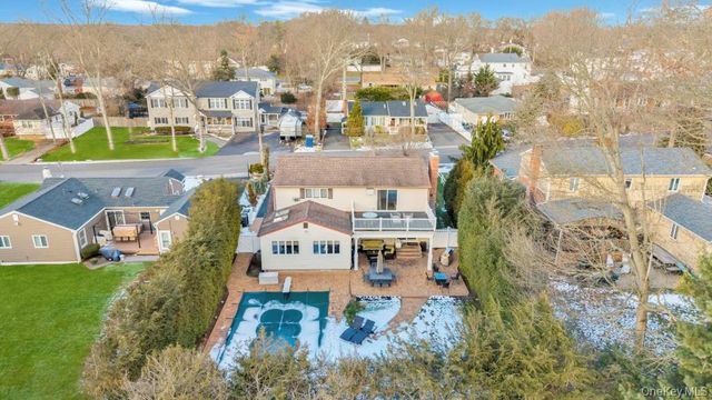 274 Collington Drive, Ronkonkoma, NY 11779