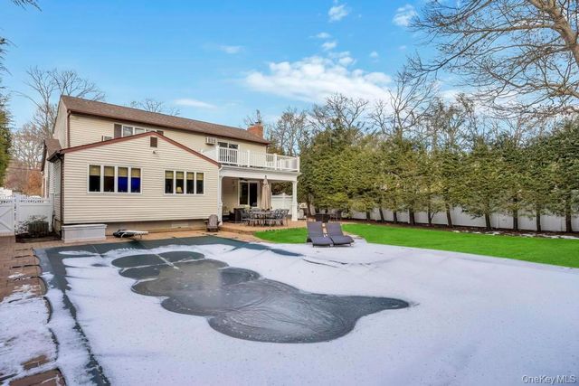 274 Collington Drive, Ronkonkoma, NY 11779