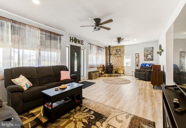 1013 DELSEA DR, Franklinville, NJ 08322