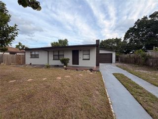 1905 ROSLYN AVENUE, Bradenton, FL 34207