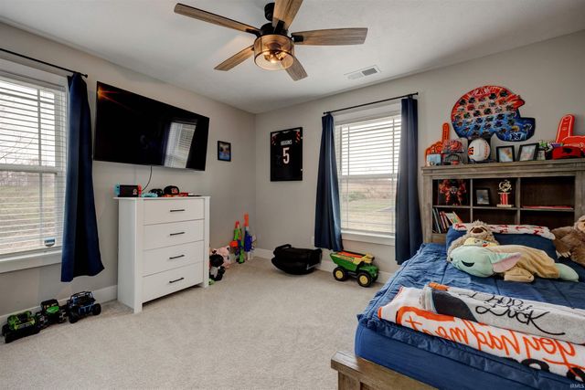 700 St Phillips Road, Evansville, IN 47712