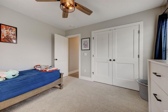 700 St Phillips Road, Evansville, IN 47712