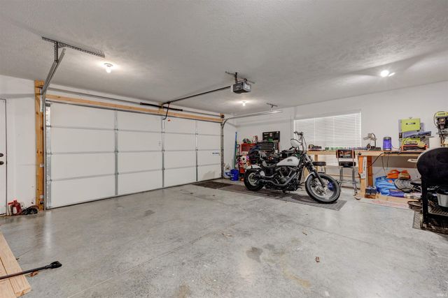 700 St Phillips Road, Evansville, IN 47712