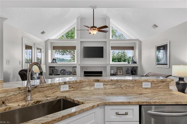 3281 Fayette DR, Virginia Beach, VA 23456