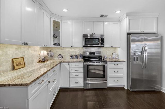 3281 Fayette DR, Virginia Beach, VA 23456