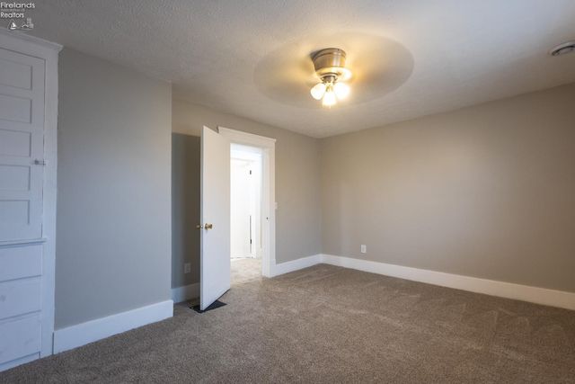 W 1225 Osborne Street, Sandusky, OH 44870