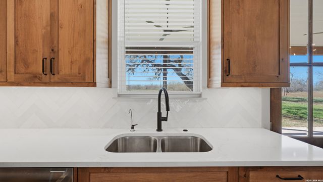 1130 Church, Seguin, TX 78155