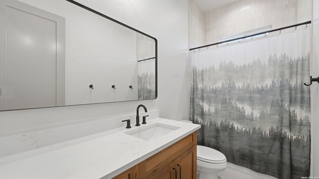 1130 Church, Seguin, TX 78155