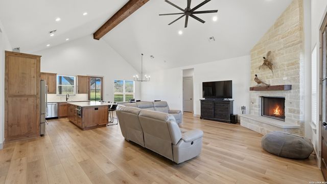 1130 Church, Seguin, TX 78155