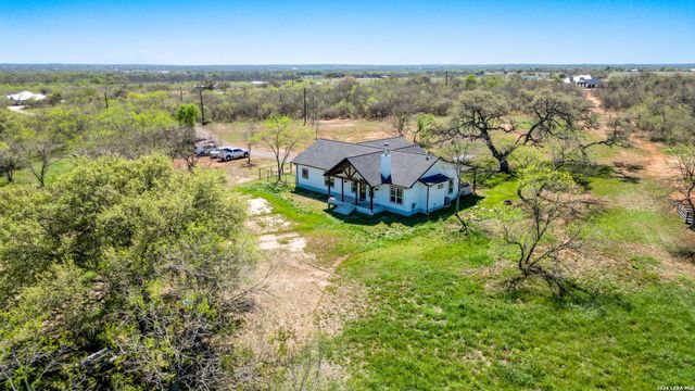 1130 Church, Seguin, TX 78155
