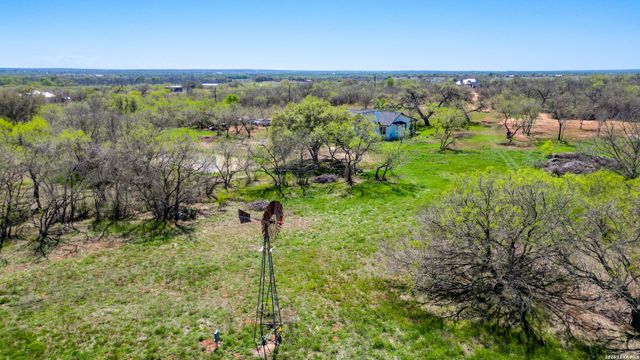 1130 Church, Seguin, TX 78155