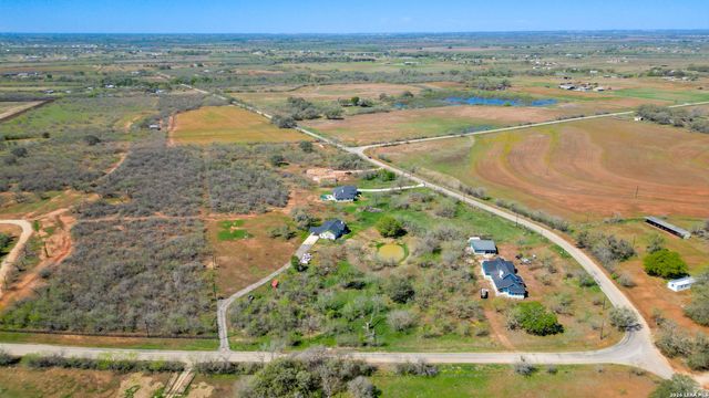 1130 Church, Seguin, TX 78155