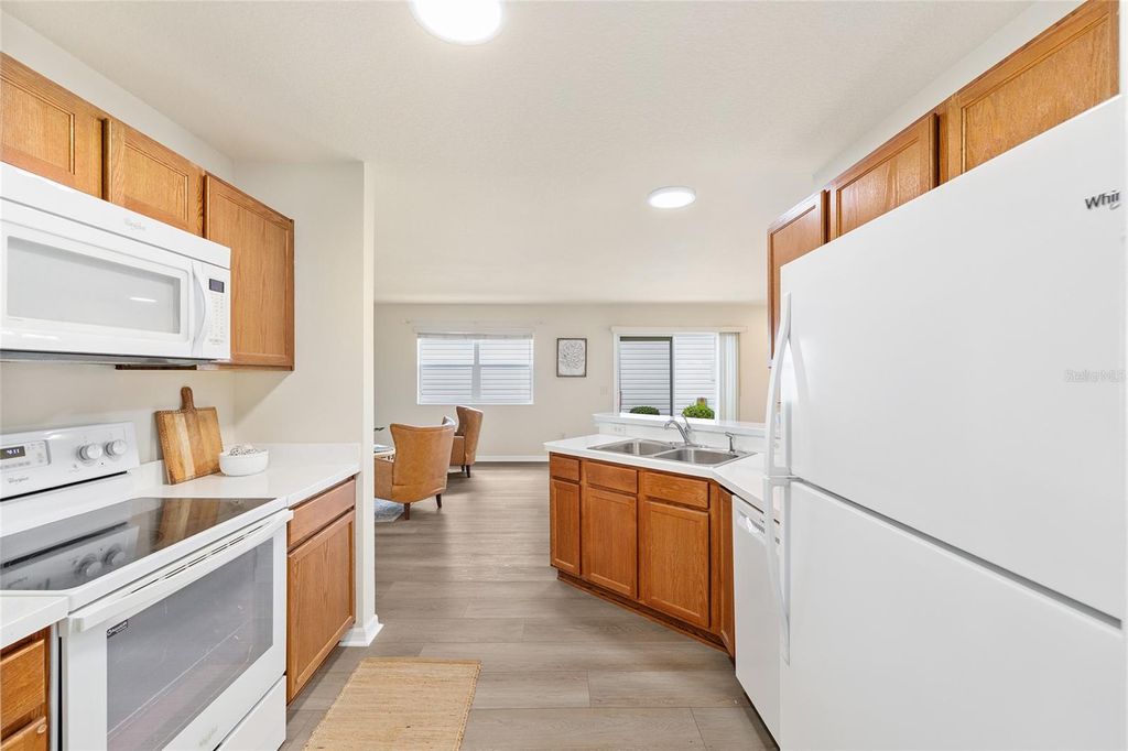 Image 15 of property listing at 3404 CARRABELLE COURT, The Villages, FL 32163