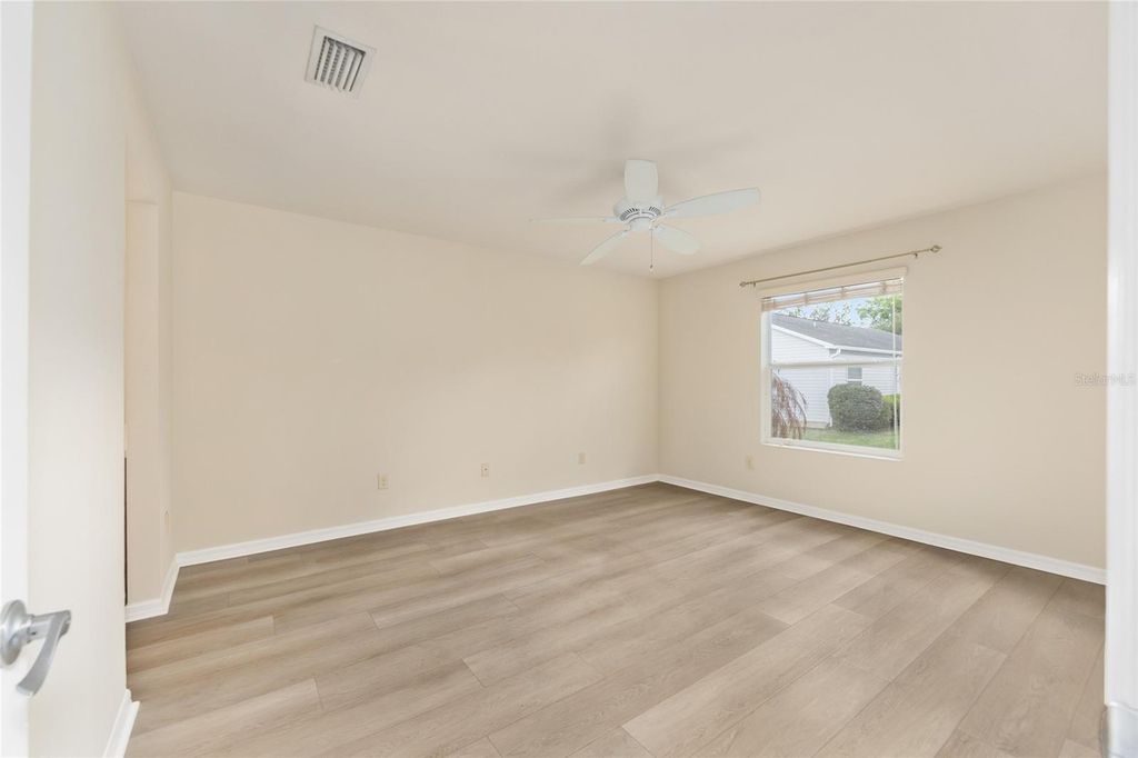 Image 16 of property listing at 3404 CARRABELLE COURT, The Villages, FL 32163