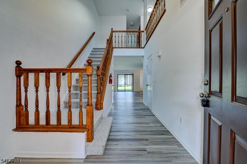 6 Jennifer Ct, Lebanon Boro, NJ 08833 — photo 3