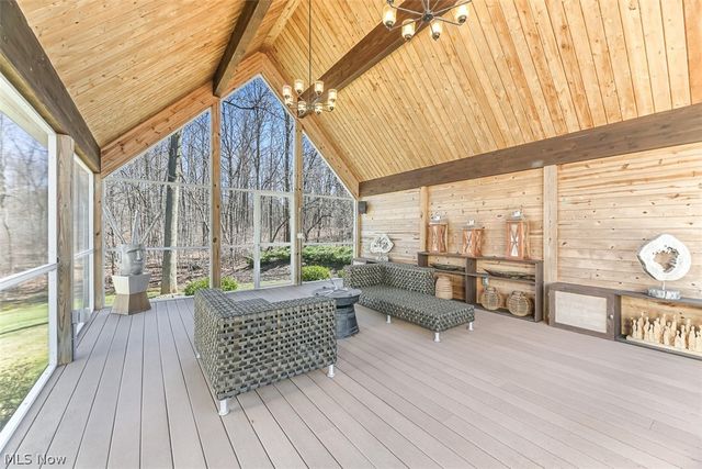 279 Tinkers Trail, Aurora, OH 44202