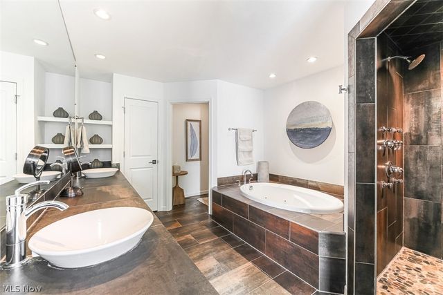 279 Tinkers Trail, Aurora, OH 44202