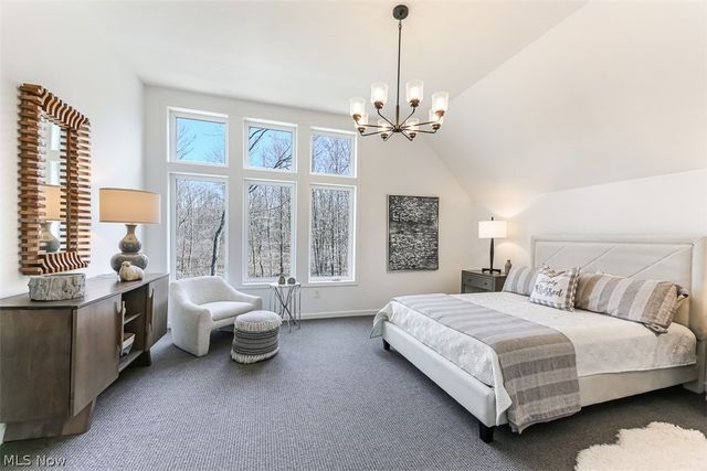 279 Tinkers Trail, Aurora, OH 44202