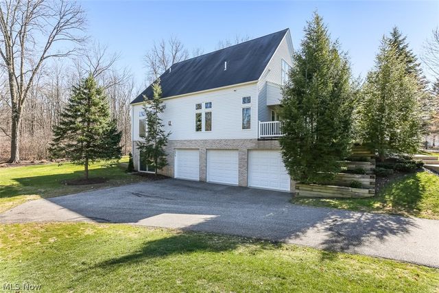 279 Tinkers Trail, Aurora, OH 44202