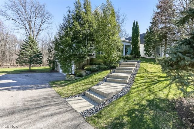 279 Tinkers Trail, Aurora, OH 44202