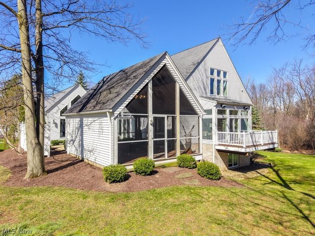 279 Tinkers Trail, Aurora, OH 44202