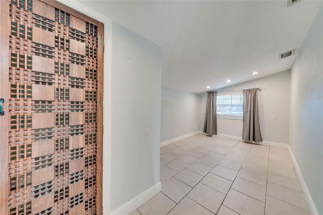 5900 N FARRAGUT DR 0, Hollywood, FL 33021