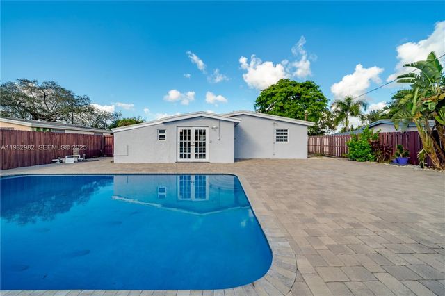 5900 N FARRAGUT DR 0, Hollywood, FL 33021