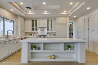 2104 Hot Oak Ridge Street, Las Vegas, NV 89134