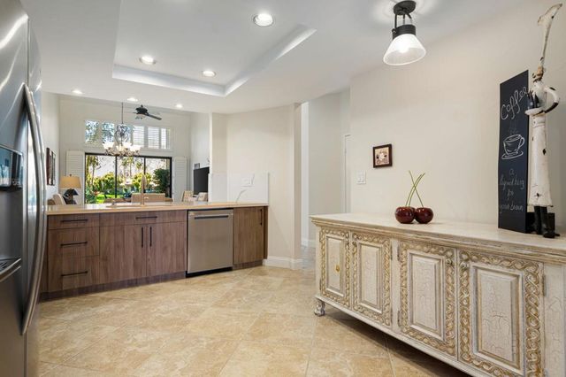 54469 Oak Hill, La Quinta, CA 92253