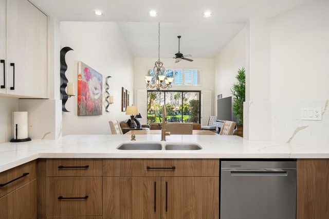 54469 Oak Hill, La Quinta, CA 92253