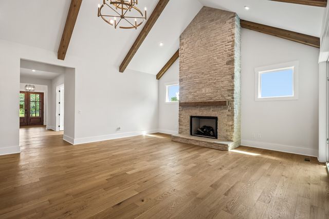 7302 Woodwick Dr, Fairview, TN 37062