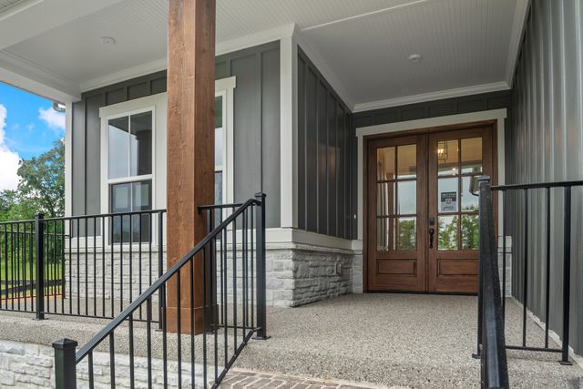 7302 Woodwick Dr, Fairview, TN 37062