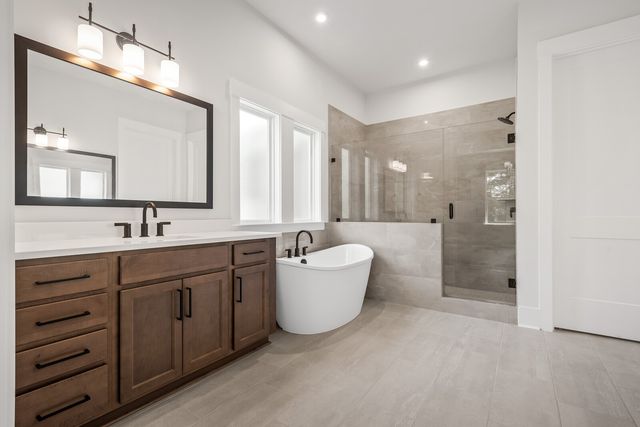 7302 Woodwick Dr, Fairview, TN 37062