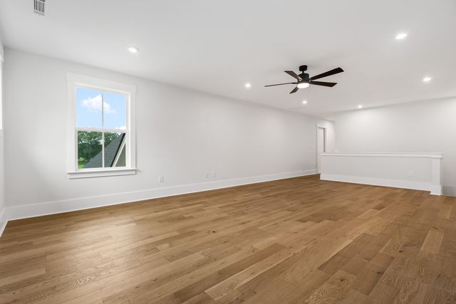 7302 Woodwick Dr, Fairview, TN 37062