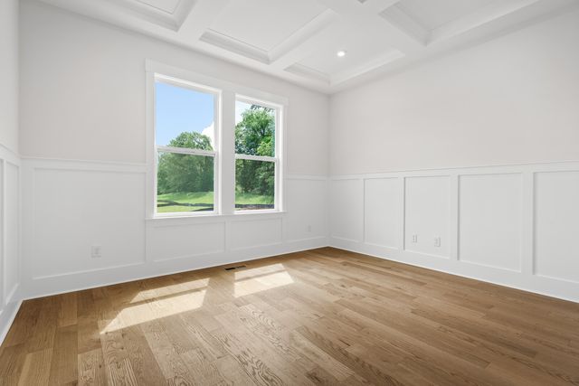 7302 Woodwick Dr, Fairview, TN 37062