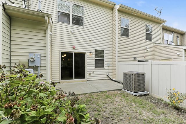 7829 Allscott Way, Raleigh, NC 27612